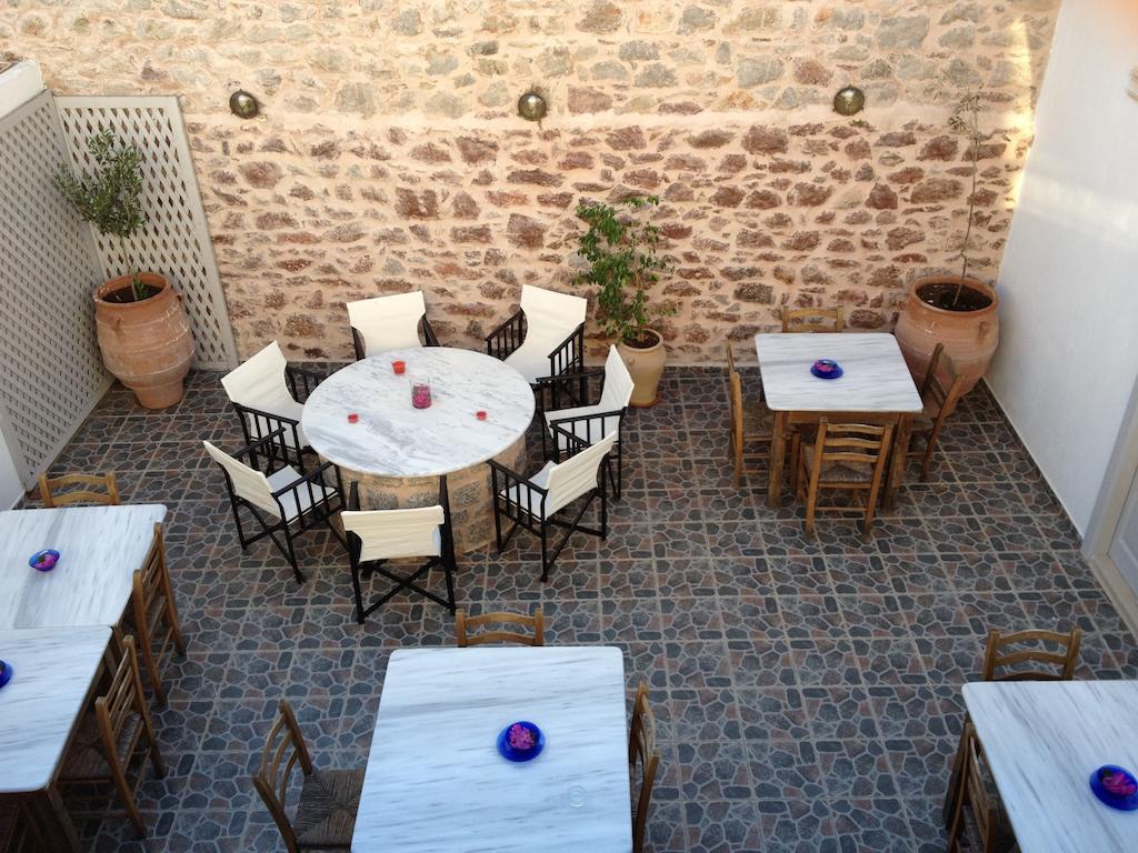 Guesthouse Alexandra Hydra  Esterno foto