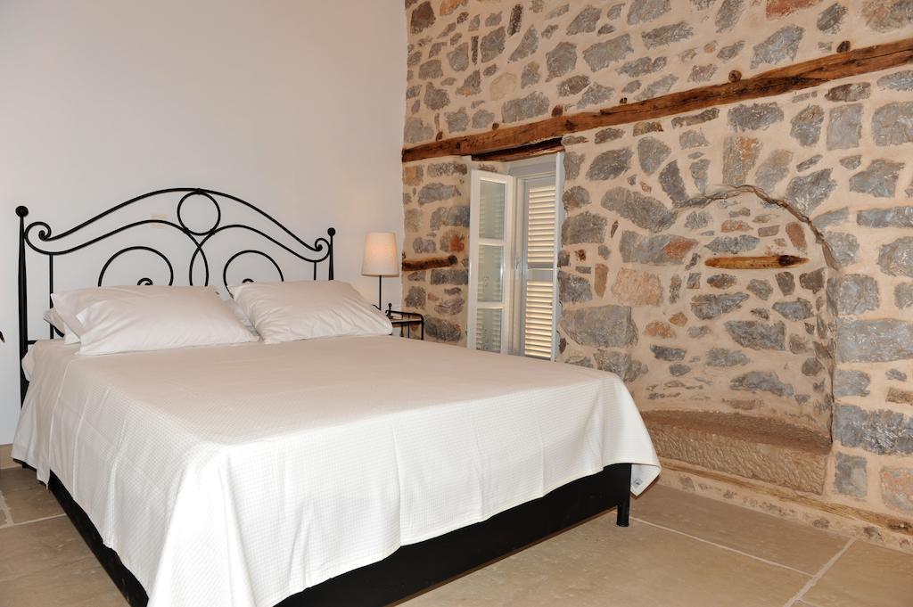 Guesthouse Alexandra Hydra  Esterno foto